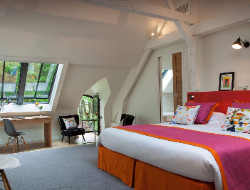 OLEVENE image - Chambre  - Suite Chateau-